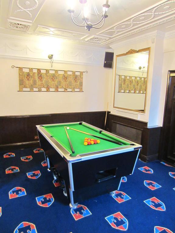 The Grail Court Hotel Burton-upon-Trent Exterior foto